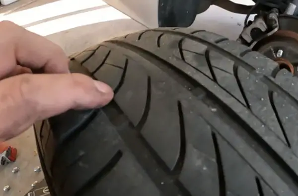 Tire-Flat-Spots